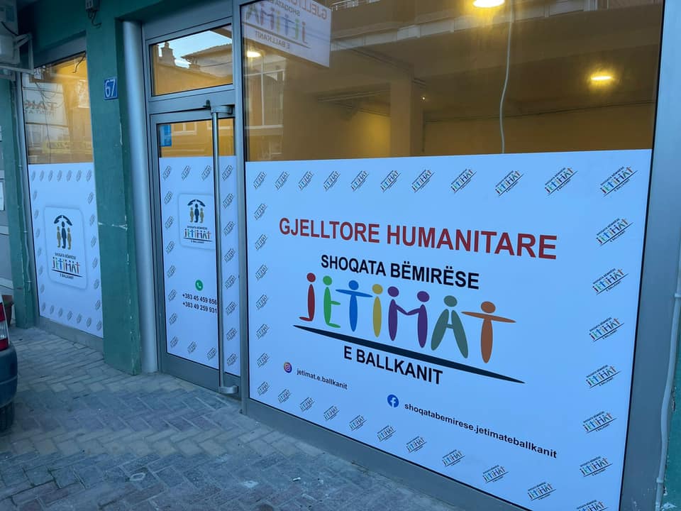 Shoqata Bamirëse Jetimat E Ballkanit” Hapin Kuzhinën Humanitare Në Prishtinë